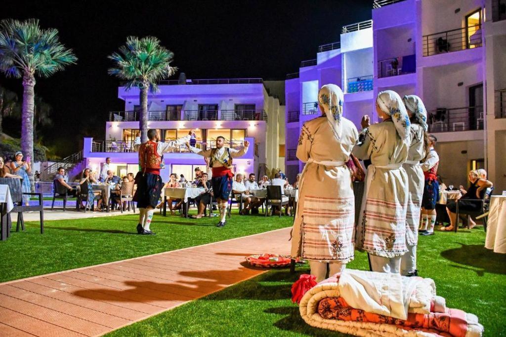 MIMOZA Beachfront Hotel&Restaurant Famagusta (Northern Cyprus) Exterior foto